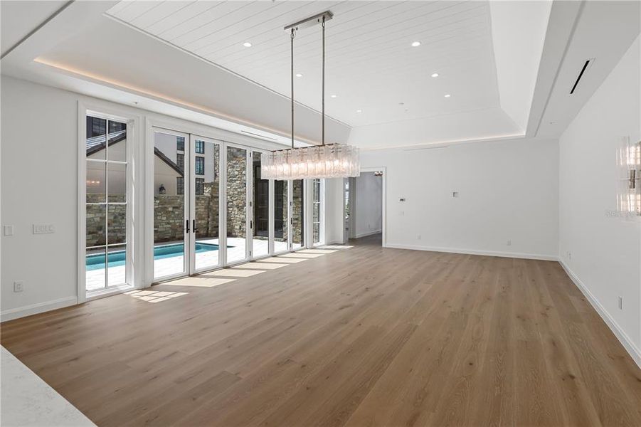 Spacious, unfurnished interior of a new home in , Orlando (Image 25).
