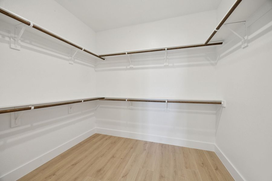 Spacious, unfurnished interior of a new home in Dove Hollow, Waxahachie (Image 21). Spacious, unfurnished interior of a new home in Dove Hollow, Waxahachie (Image 21).