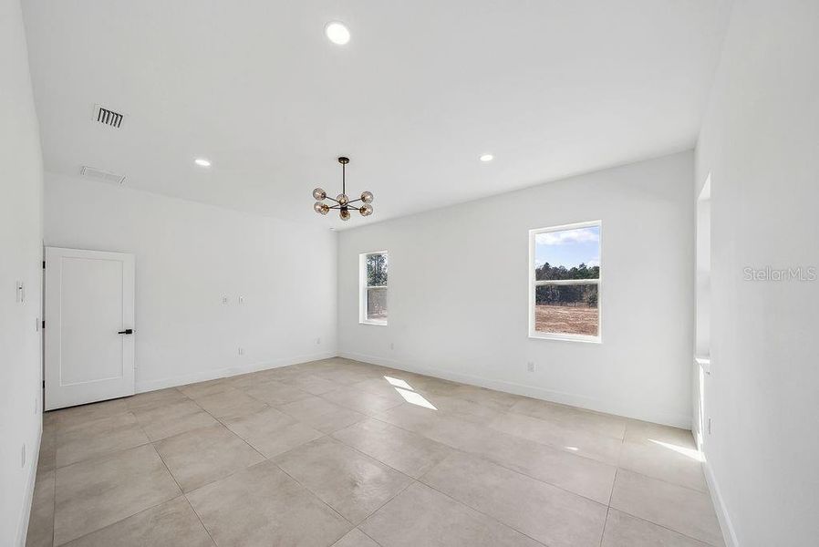 Spacious, unfurnished interior of a new home in , Ocala (Image 45).