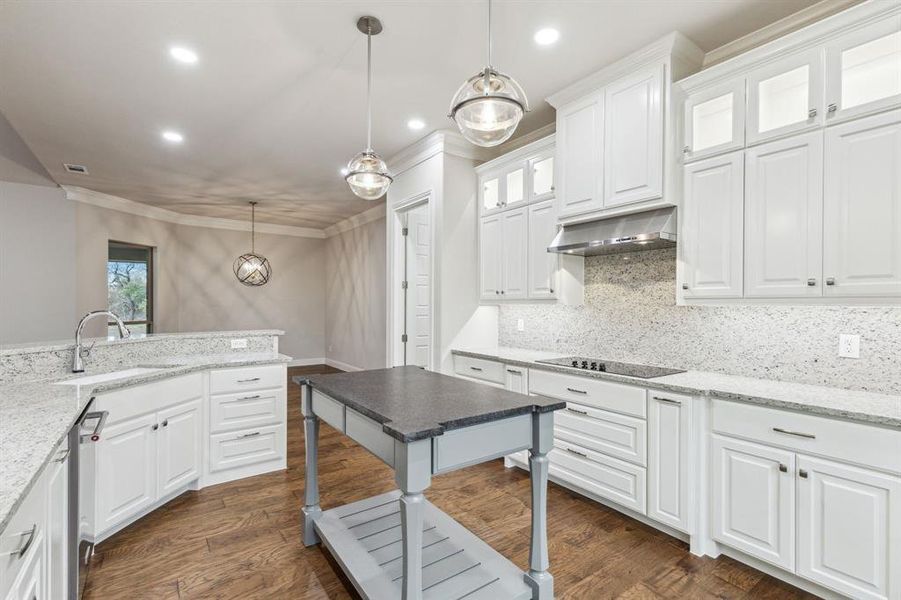 Furnished interior view inside a new home in , Granbury (Image 9). Furnished interior view inside a new home in , Granbury (Image 9).