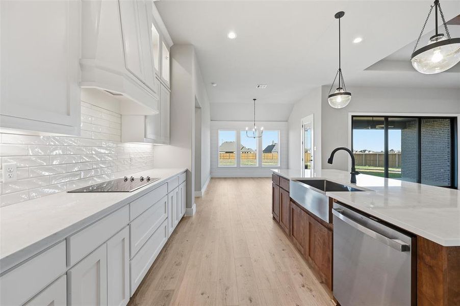 Furnished interior view inside a new home in Coyote Crossing, Godley (Image 12).