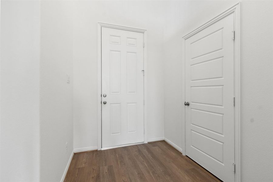 Spacious, unfurnished interior of a new home in Creekhaven, Arcola (Image 16). Spacious, unfurnished interior of a new home in Creekhaven, Arcola (Image 16).