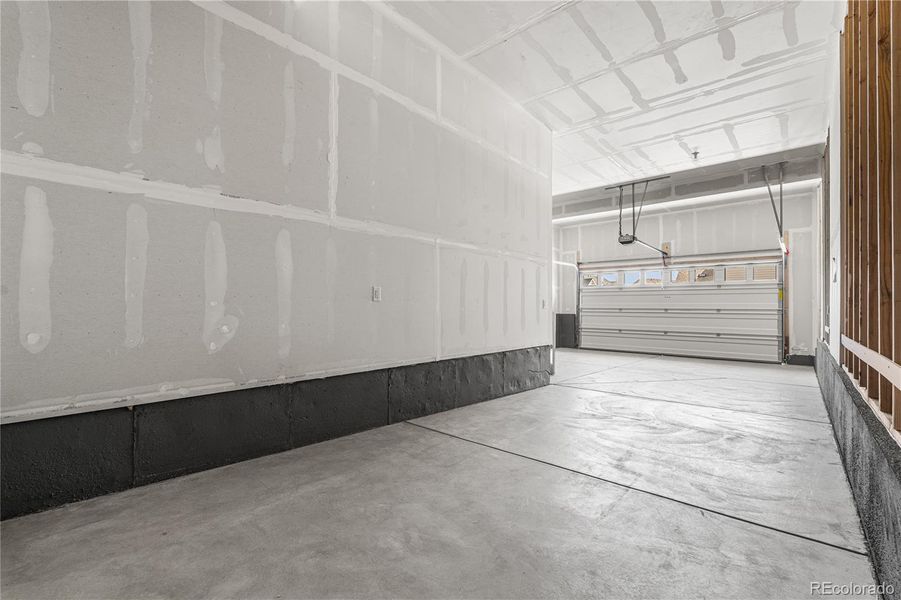 Spacious, unfurnished interior of a new home in Stargaze at Solstice, Littleton (Image 36). Spacious, unfurnished interior of a new home in Stargaze at Solstice, Littleton (Image 36).