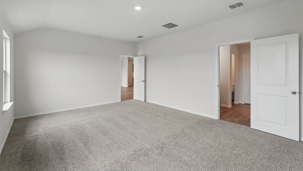 Spacious, unfurnished interior of a new home in Crane Crossing, Crandall (Image 16).