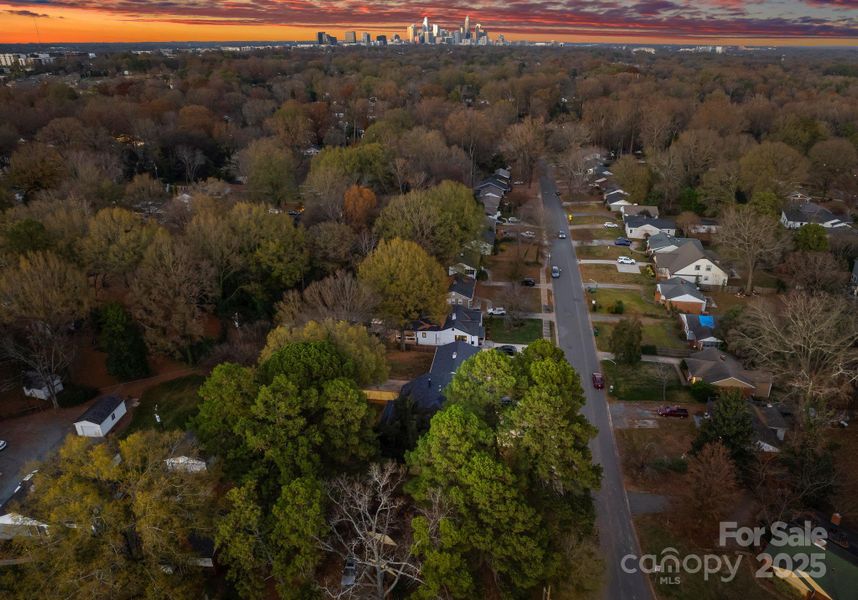 Image 48 of a home in .