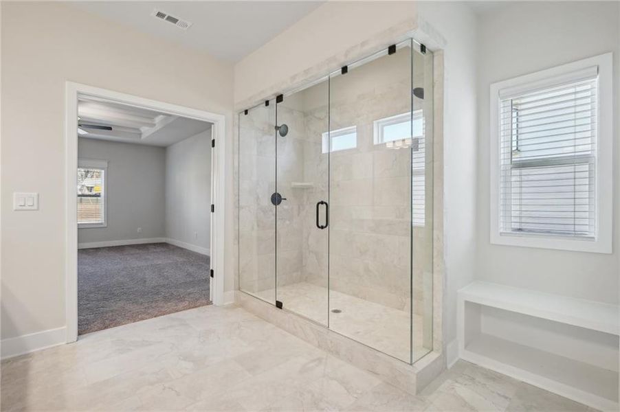 Spacious, unfurnished interior of a new home in Summerlin, Winder (Image 53).