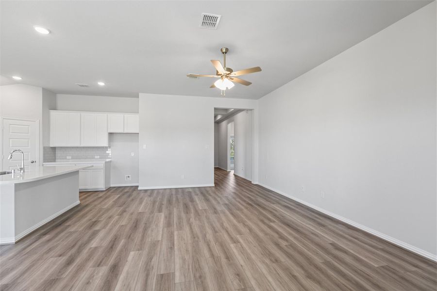 Spacious, unfurnished interior of a new home in River Ranch, Dayton (Image 21). Spacious, unfurnished interior of a new home in River Ranch, Dayton (Image 21).