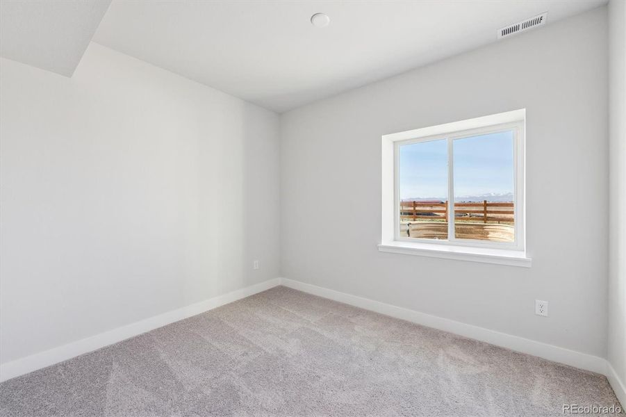 Spacious, unfurnished interior of a new home in Sweetgrass, Dacono (Image 16).