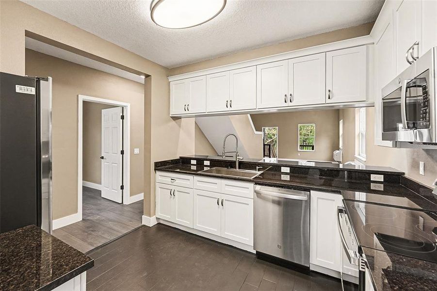 Furnished interior view inside a new home in , Clearwater (Image 5).