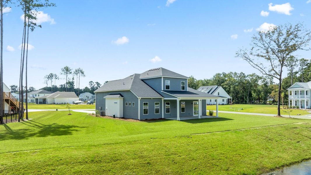 Image 16 of a home in Pamlico Terrace.