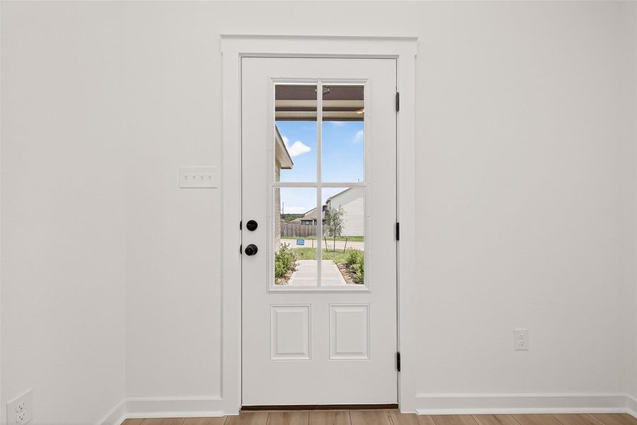 Spacious, unfurnished interior of a new home in Mostyn Springs, Magnolia (Image 43).