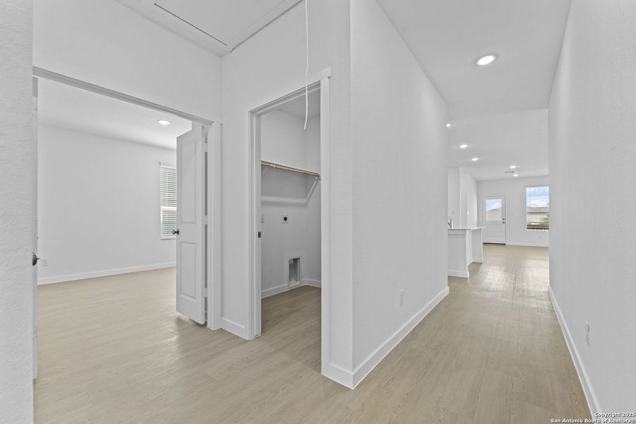 Spacious, unfurnished interior of a new home in , New Braunfels (Image 23). Spacious, unfurnished interior of a new home in , New Braunfels (Image 23).