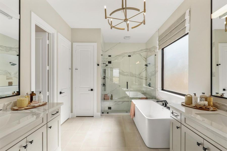 Monterey Model Home Main Bath.