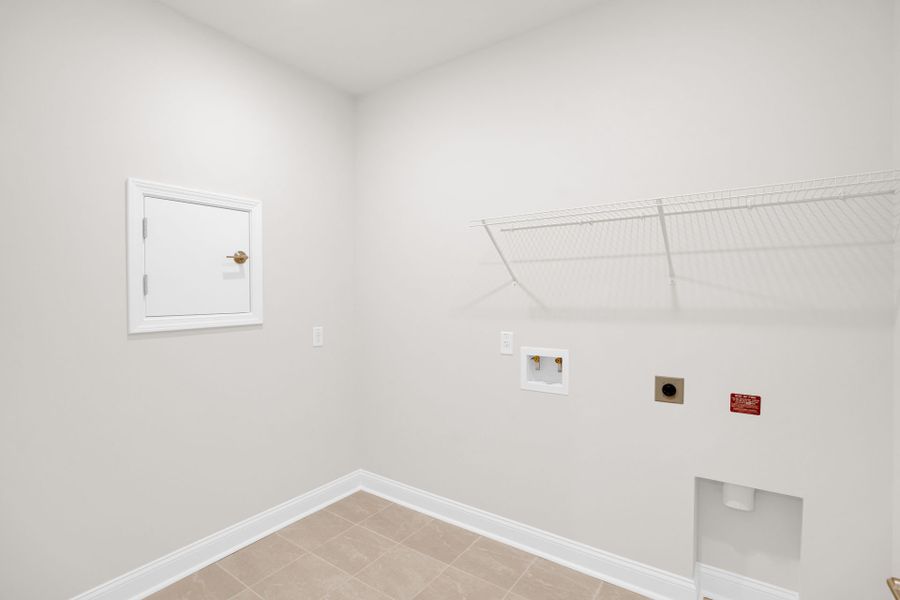 Spacious, unfurnished interior of a new home in Del Webb Charleston at Nexton, Summerville (Image 36). Spacious, unfurnished interior of a new home in Del Webb Charleston at Nexton, Summerville (Image 36).