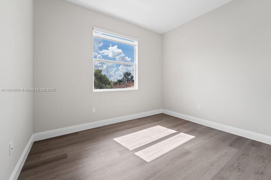 Spacious, unfurnished interior of a new home in , Tamarac (Image 28).