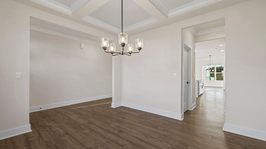 Spacious, unfurnished interior of a new home in Cottonwood Ridge, Piedmont (Image 19).