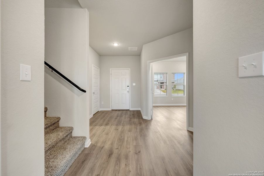 Spacious, unfurnished interior of a new home in Paloma Park, Converse (Image 44).