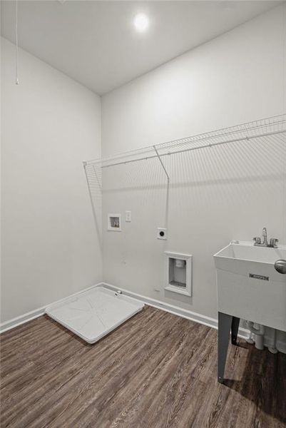 Spacious, unfurnished interior of a new home in , Powder Springs (Image 34).