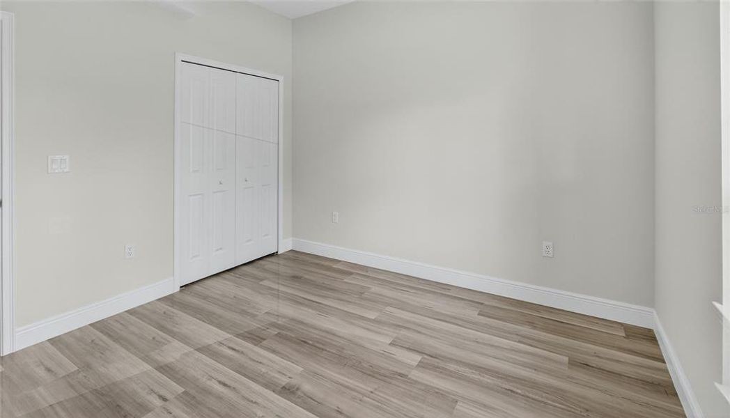 Spacious, unfurnished interior of a new home in , Ocala (Image 37).
