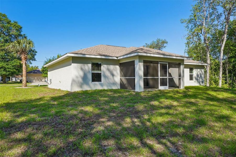 Exterior details and patio area of a home in , Ocala (Image 23).