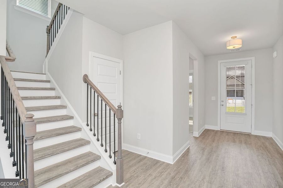 Spacious, unfurnished interior of a new home in Harley Farms South, Bonaire (Image 11).