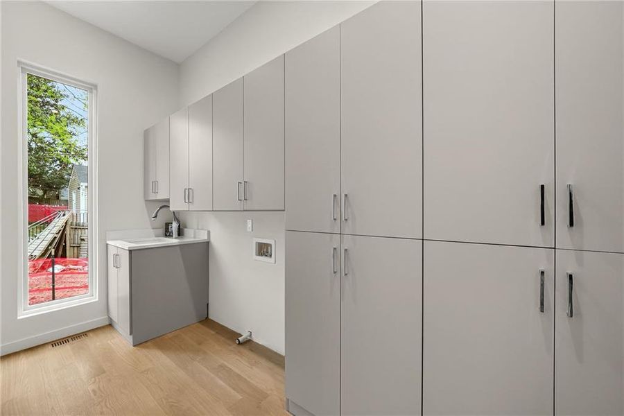 Furnished interior view inside a new home in , Atlanta (Image 14).