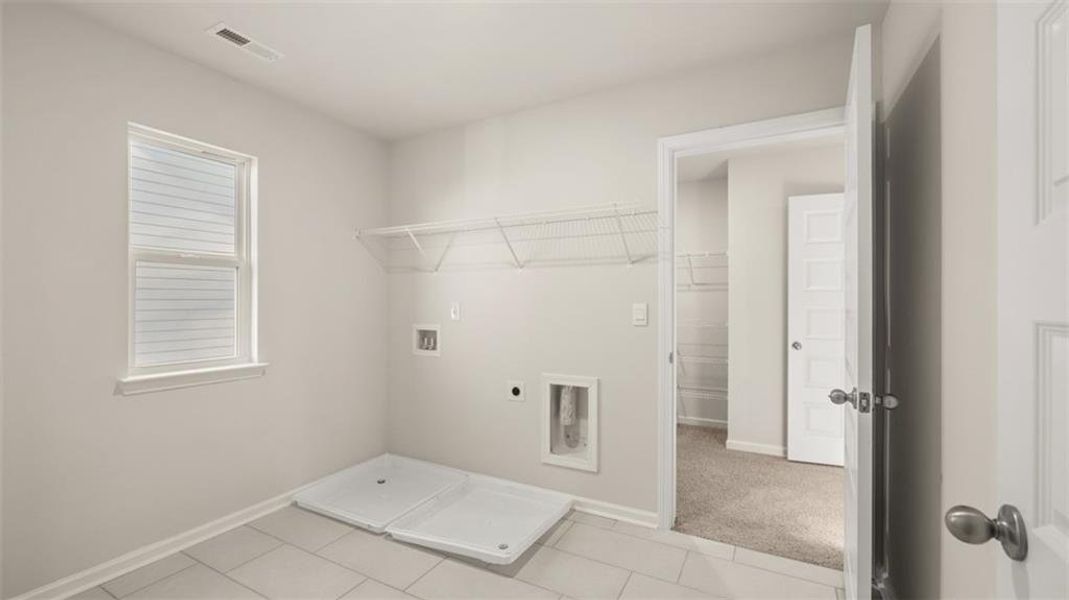 Spacious, unfurnished interior of a new home in Water Oak Estates, Lawrenceville (Image 38).