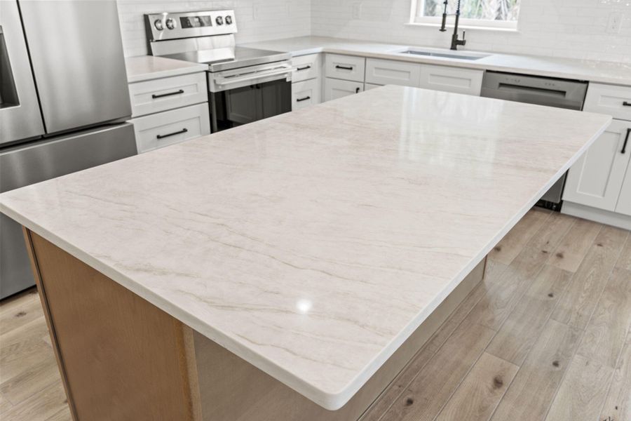 24-web-or-mls-GALICIA.Kitchen.24 24-web-or-mls-GALICIA.Kitchen.24