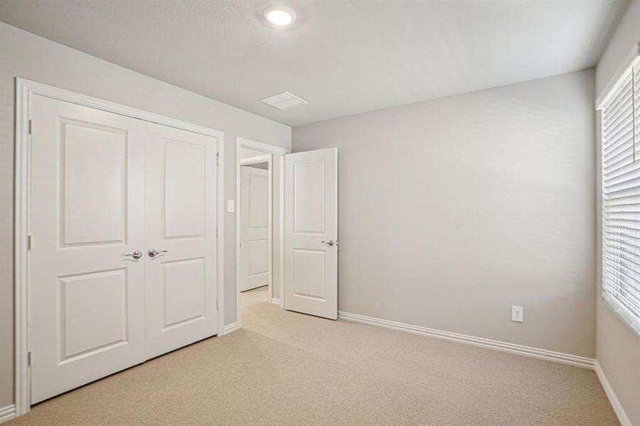 Photo is not of the actual home, but is an inspirational photo of builder’s model home and may depict options, furnishings, and/or decorator features that are not included.