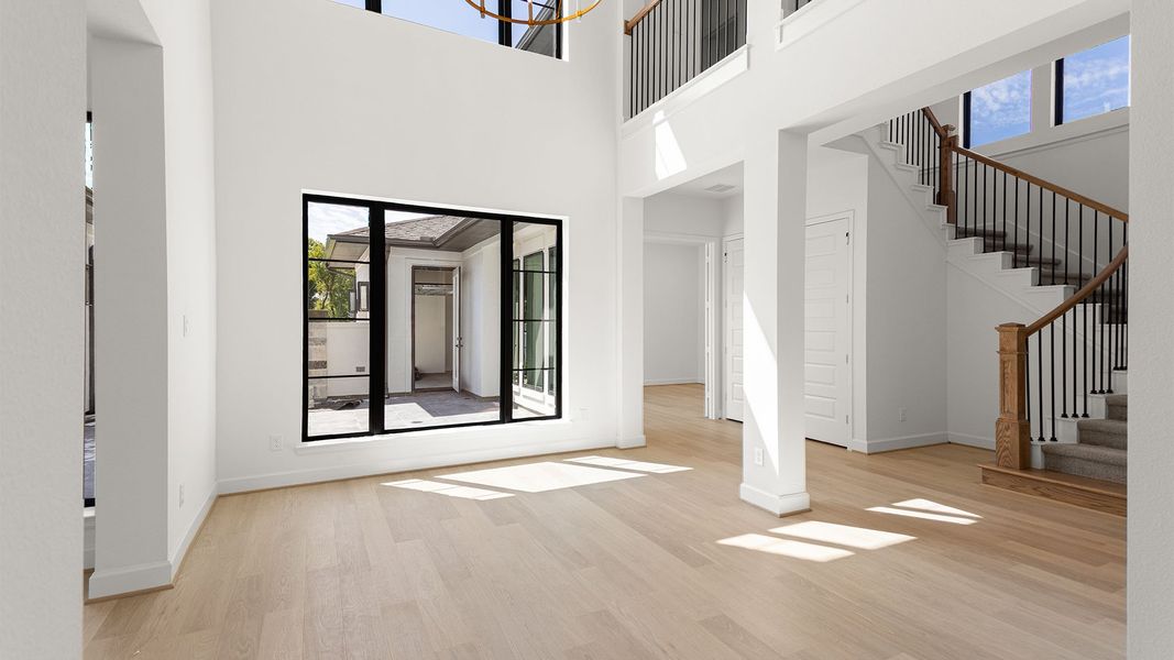 Spacious, unfurnished interior of a new home in Sienna, Missouri City (Image 11). Spacious, unfurnished interior of a new home in Sienna, Missouri City (Image 11).