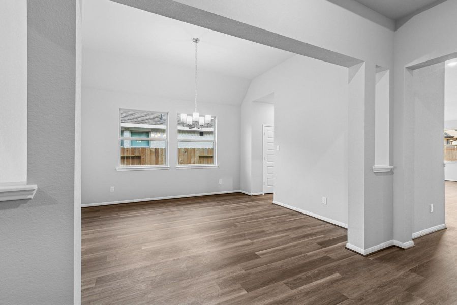 Elegant dining room Elegant dining room