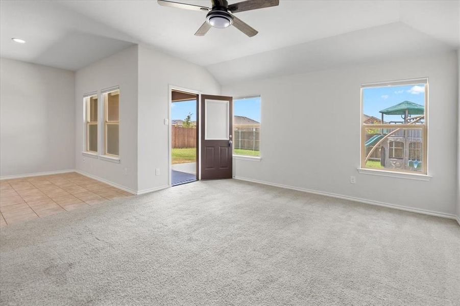 Spacious, unfurnished interior of a new home in , Fort Worth (Image 13).