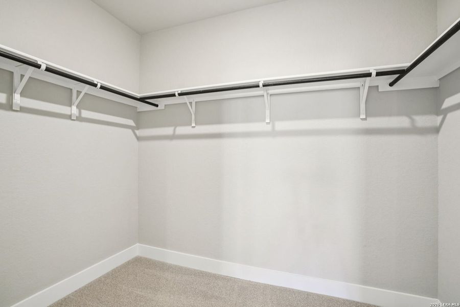 Spacious, unfurnished interior of a new home in Lark Canyon, New Braunfels (Image 51).
