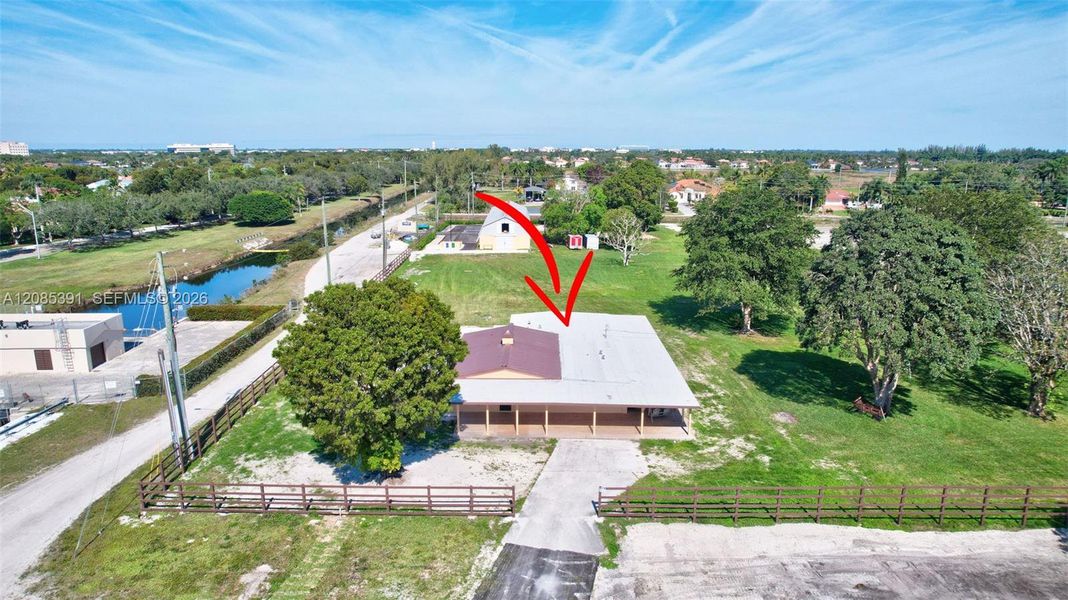 Image 32 of a home in .