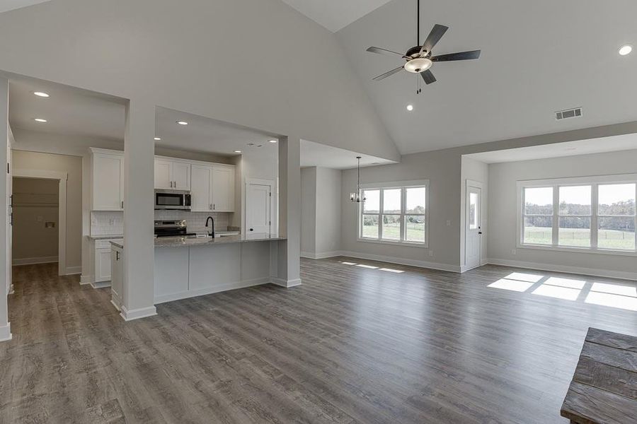 Spacious, unfurnished interior of a new home in , Hartwell (Image 26). Spacious, unfurnished interior of a new home in , Hartwell (Image 26).