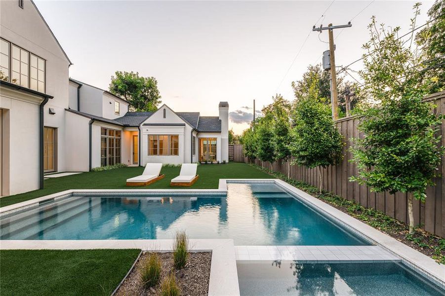 Front exterior of a new home in , Dallas, TX, highlighting curb appeal (Image 1). Front exterior of a new home in , Dallas, TX, highlighting curb appeal (Image 1).