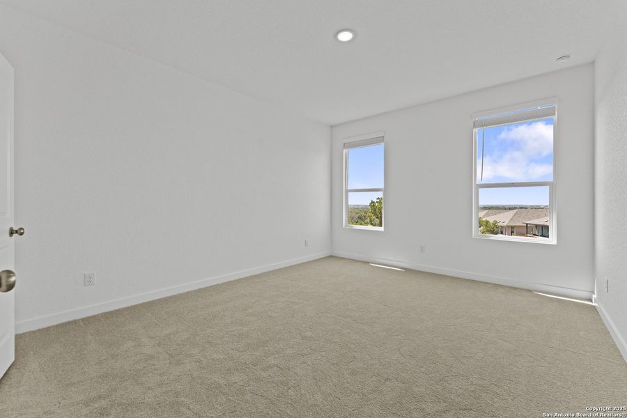 Spacious, unfurnished interior of a new home in Waterwheel, San Antonio (Image 17).
