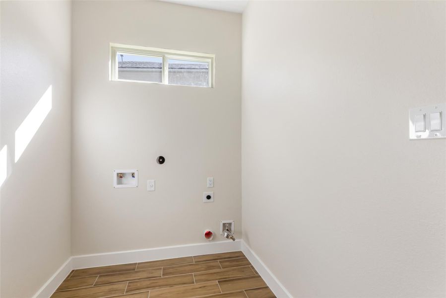 Spacious, unfurnished interior of a new home in , New Caney (Image 35).