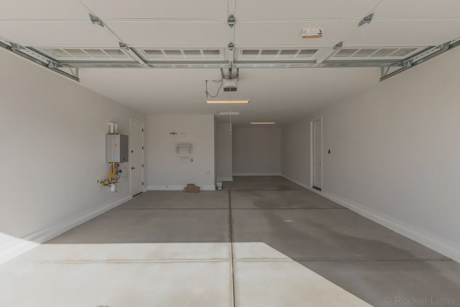 Spacious, unfurnished interior of a new home in Forté at Granite Vista, Waddell (Image 41). Spacious, unfurnished interior of a new home in Forté at Granite Vista, Waddell (Image 41).