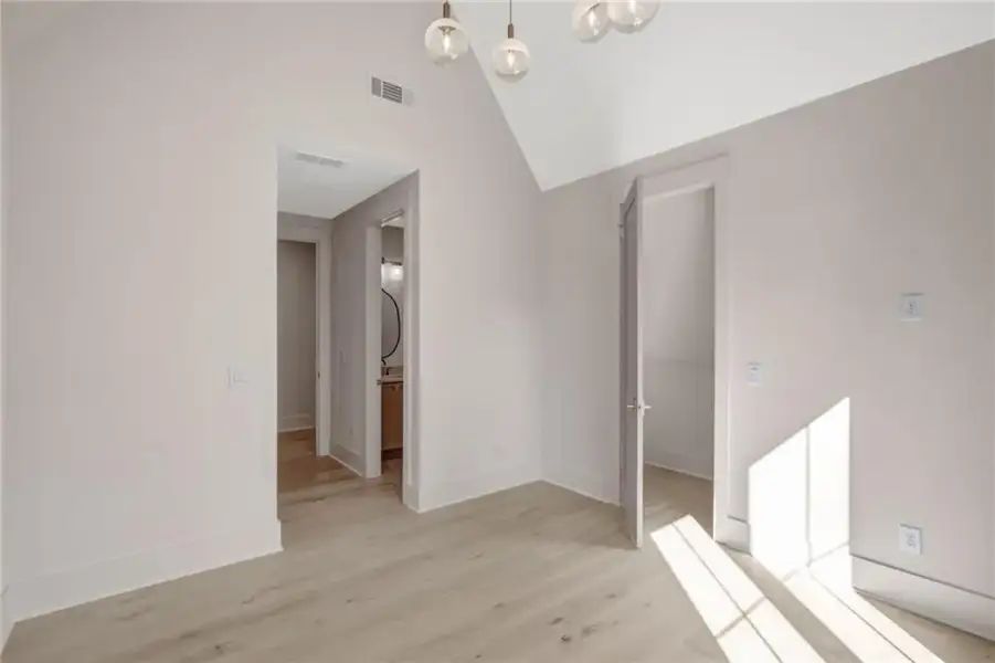 Spacious, unfurnished interior of a new home in , Brookhaven (Image 25). Spacious, unfurnished interior of a new home in , Brookhaven (Image 25).