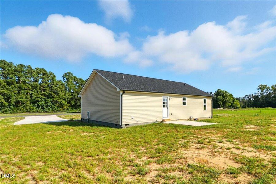 04-129 Grace Pond Ave-4