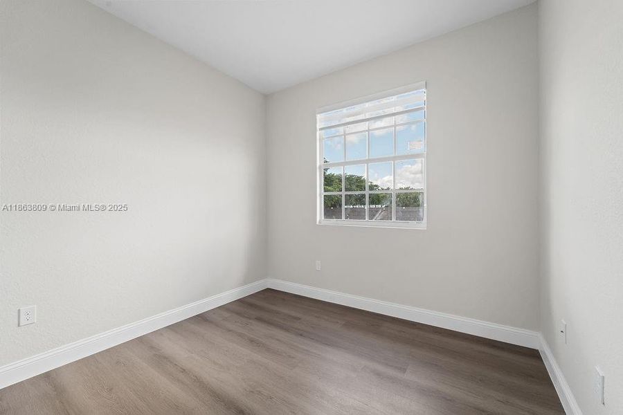 Spacious, unfurnished interior of a new home in , Tamarac (Image 30).