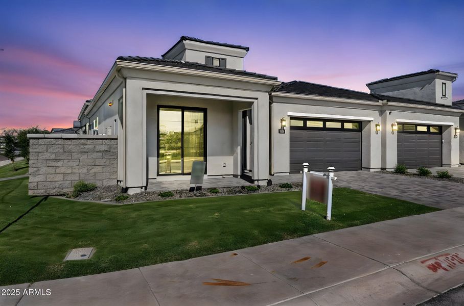 5-web-or-mls-Quinn-3 day to dusk