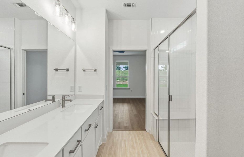 Furnished interior view inside a new home in Sun City Texas, Georgetown (Image 10).