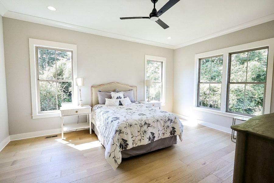 Furnished interior view inside a new home in Creekside, Cleveland (Image 18).