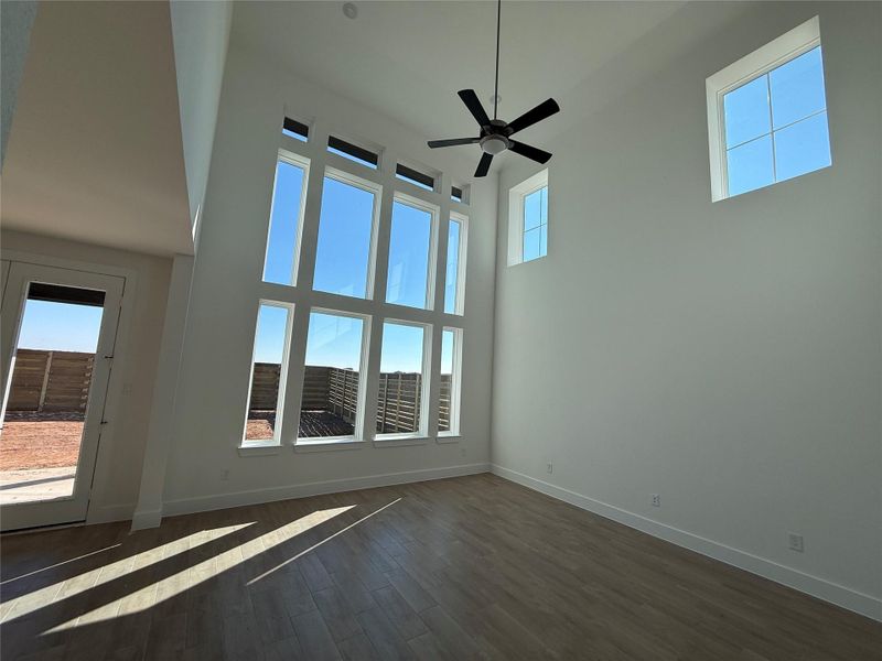 Spacious, unfurnished interior of a new home in Austin Point, Richmond (Image 3).