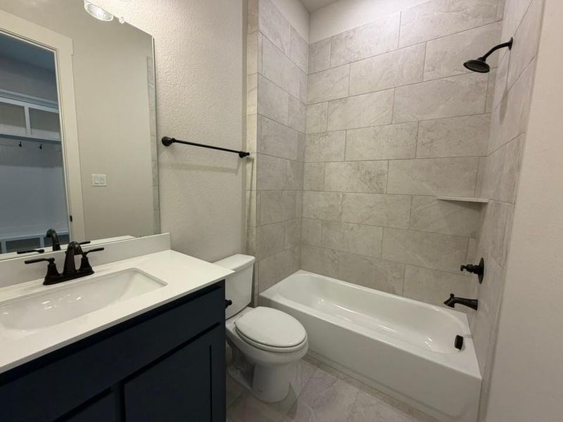 Furnished interior view inside a new home in Eagle Ridge Estates, Weatherford (Image 6).