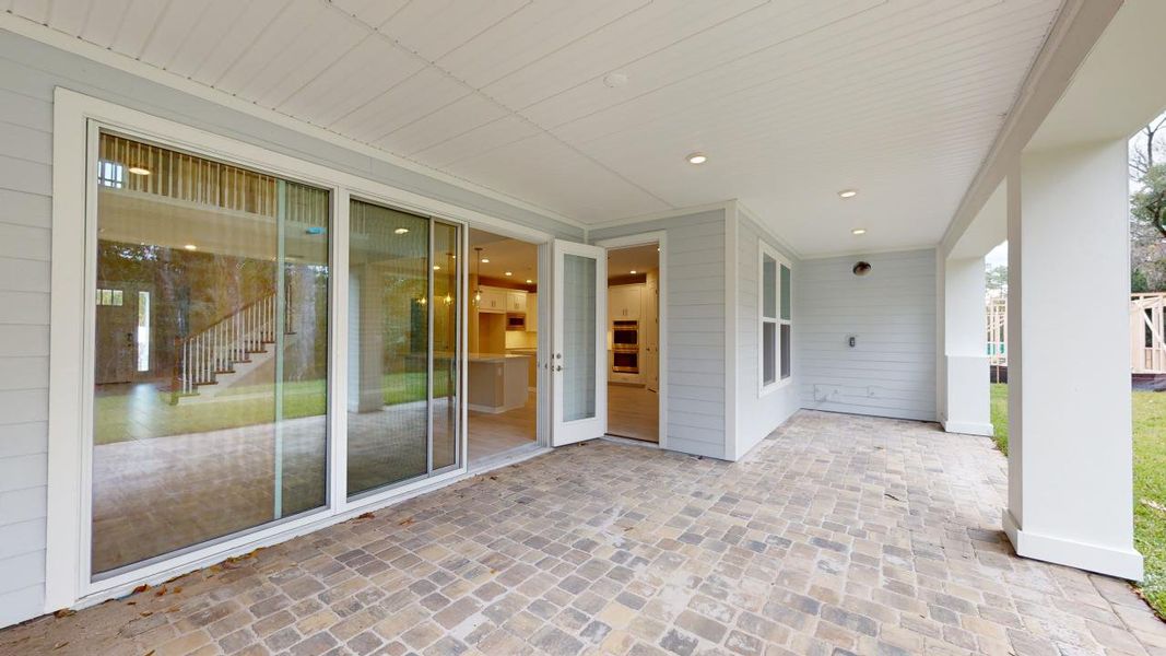 Representative exterior details of a home built from the Barbuda by Taylor Morrison in Headwaters at Lofton Creek, Yulee (Image 4).