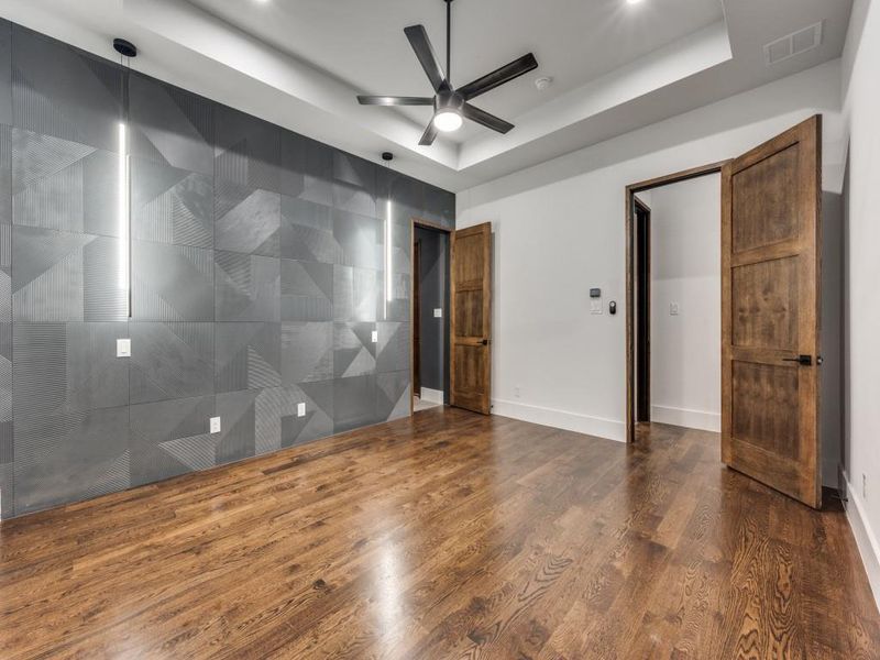 Spacious, unfurnished interior of a new home in , Dallas (Image 15).