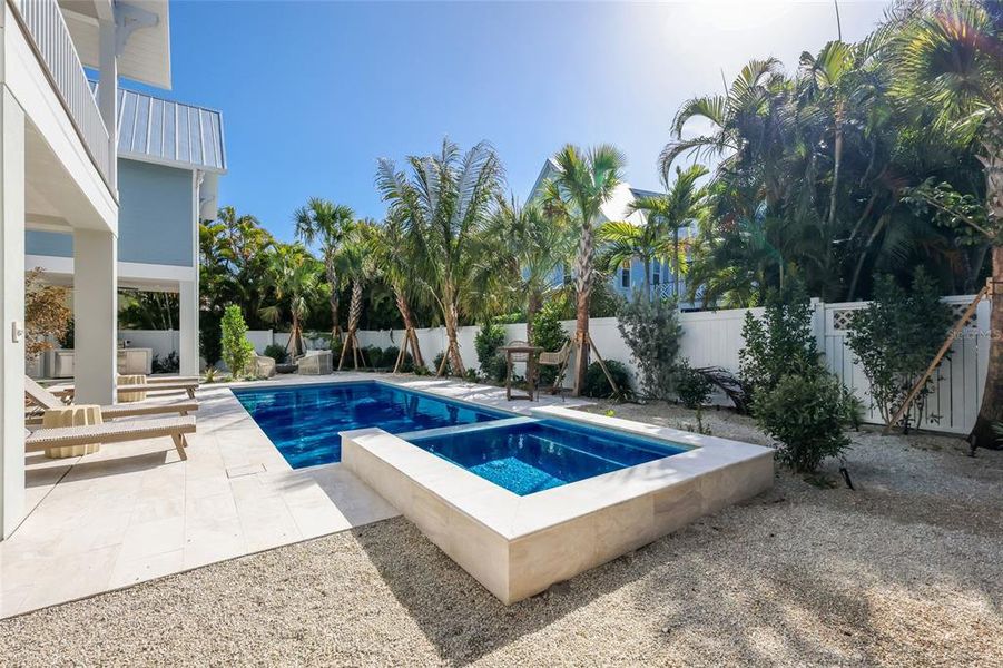 Exterior details and patio area of a home in , Anna Maria (Image 3).